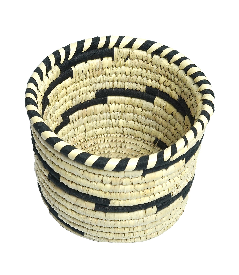 Handcrafted Sabai Planter