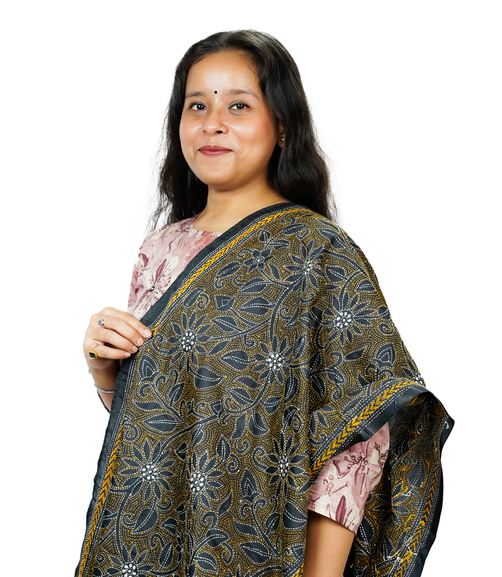 Handcrafted Black-Gold Elegance Stole