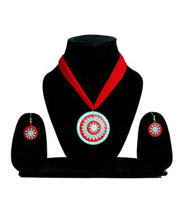 Red Bloom – Handcrafted Terracotta Necklace Set